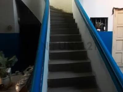 Casa en el centro con muy buen punto comercial - 2