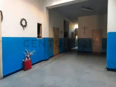 Casa en el centro con muy buen punto comercial - 3