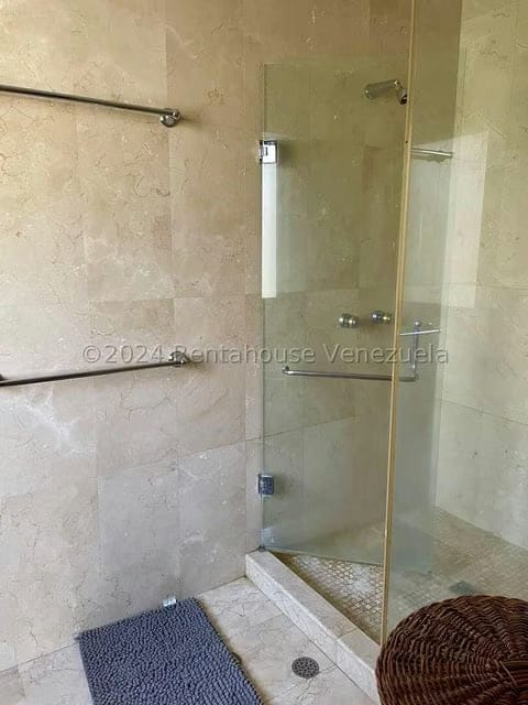 Apartamento (1 Nivel) en Venta en Lomas de Las Mercedes, Distrito Metropolitano - 12