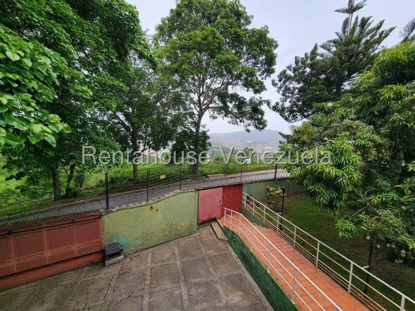 Casa (Duplex) en Venta en Colinas de Bello Monte, Distrito Metropolitano - 32