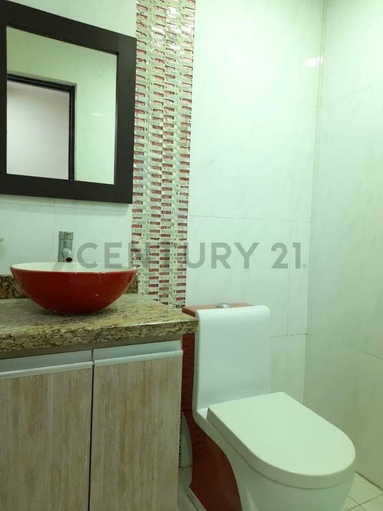 Townhouse en Alquiler de 3 niveles en Camino de Tarabana - 11