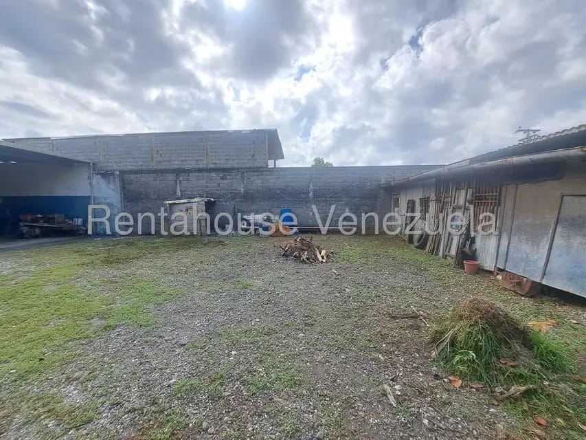 Terreno (Comercial) en Venta en Centro, Portuguesa - 5