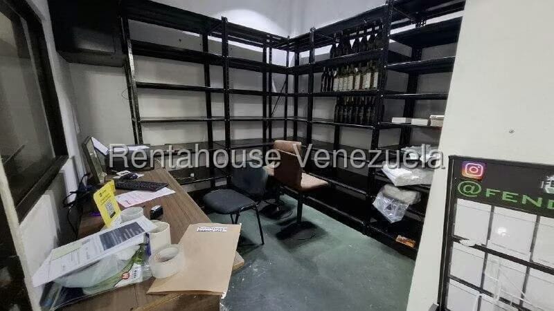 Comercial (Local Comercial) en Alquiler en Los Ruices, Distrito Metropolitano - 8