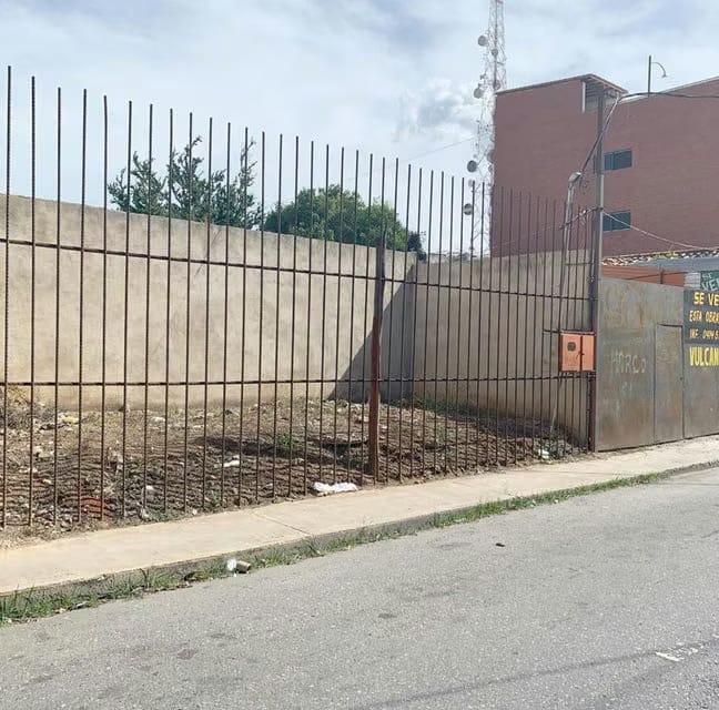 Terreno (Comercial) en Venta en Centro, Lara - 9