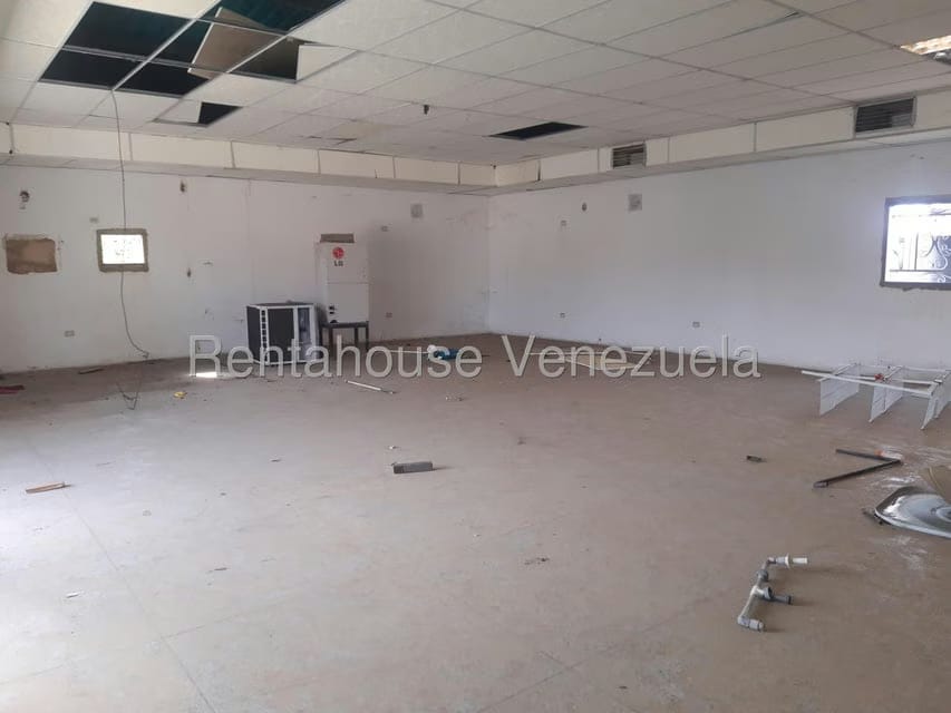 Comercial (Local Comercial) en Alquiler en Las Cabillas, Zulia - 4