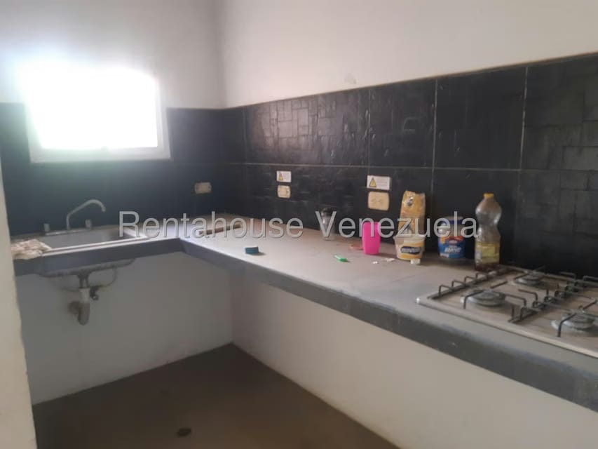 Comercial (Local Comercial) en Alquiler en Las Cabillas, Zulia - 10