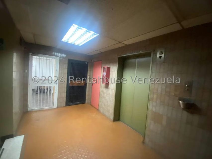 Comercial (Oficina) en Alquiler en La Candelaria, Distrito Metropolitano - 13