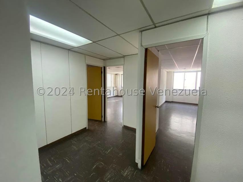 Comercial (Oficina) en Alquiler en La Candelaria, Distrito Metropolitano - 8