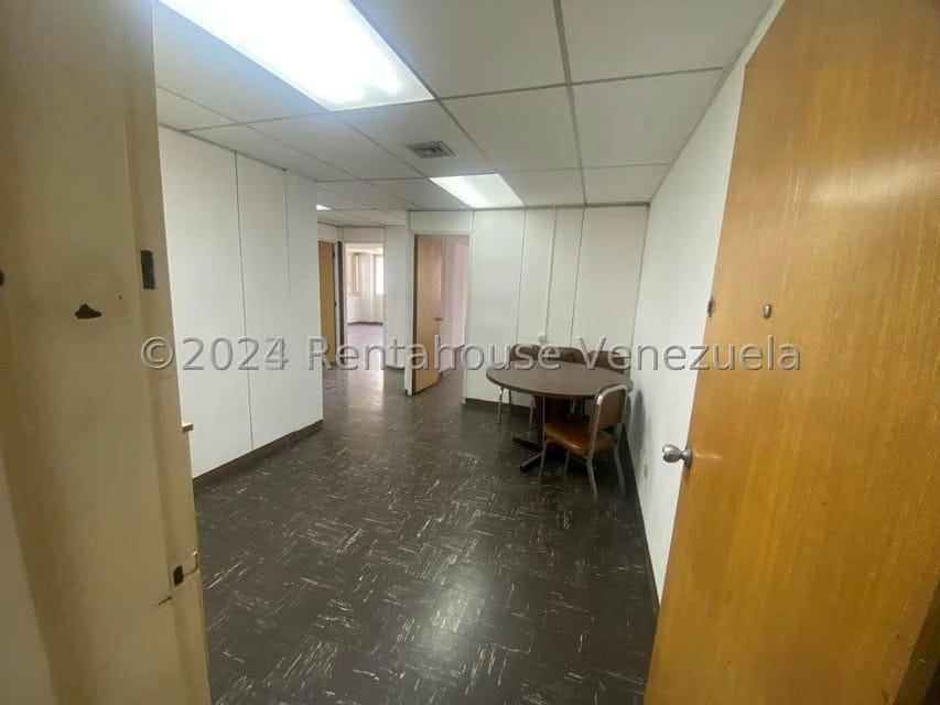 Comercial (Oficina) en Alquiler en La Candelaria, Distrito Metropolitano - 9