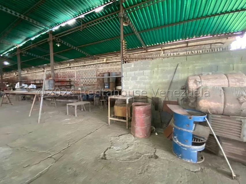 Comercial (Industrial) en Venta en El Marques, Miranda - 12