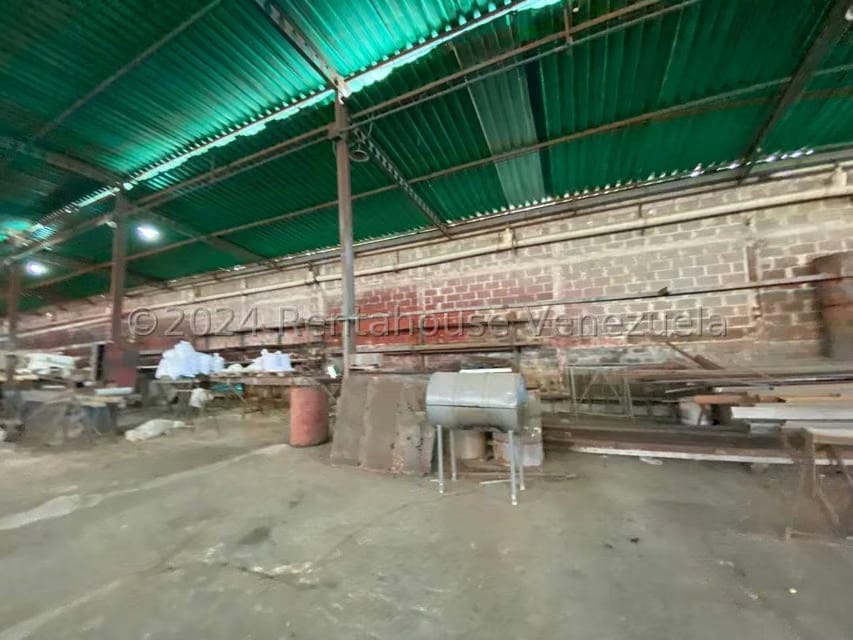 Comercial (Industrial) en Venta en El Marques, Miranda - 13
