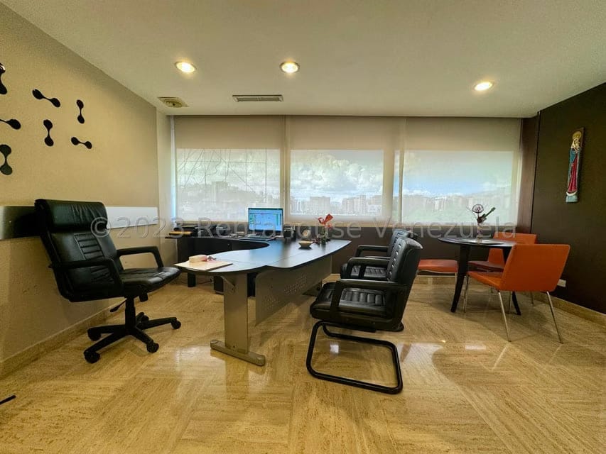 Comercial (Oficina) en Venta en Chuao, Distrito Metropolitano - 4