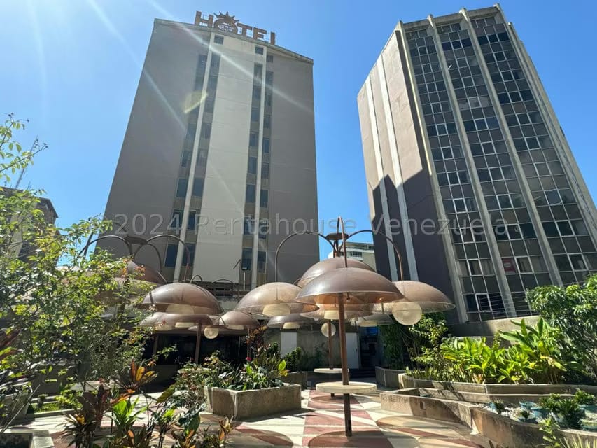 Comercial (Edificio) en Venta en El Marques, Distrito Metropolitano