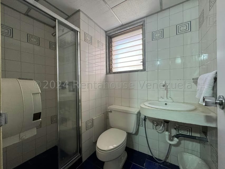 Comercial (Edificio) en Venta en El Marques, Distrito Metropolitano - 13