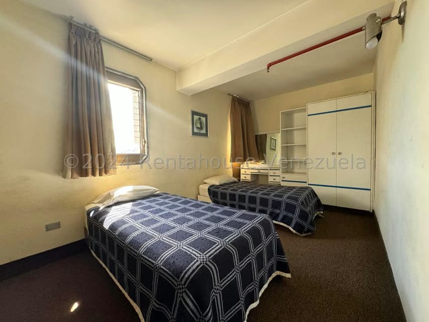 Comercial (Edificio) en Venta en El Marques, Distrito Metropolitano - 24