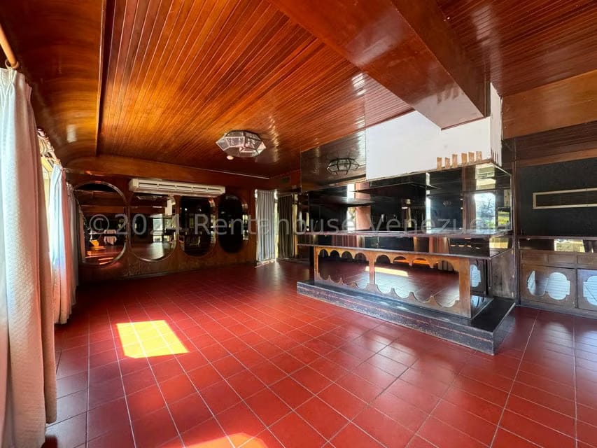 Comercial (Edificio) en Venta en El Marques, Distrito Metropolitano - 25