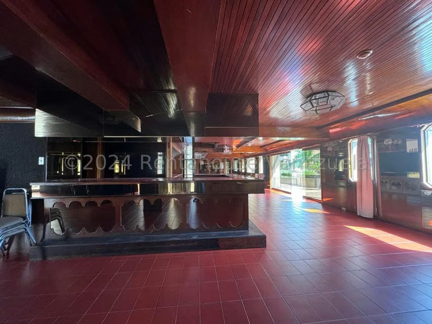 Comercial (Edificio) en Venta en El Marques, Distrito Metropolitano - 28