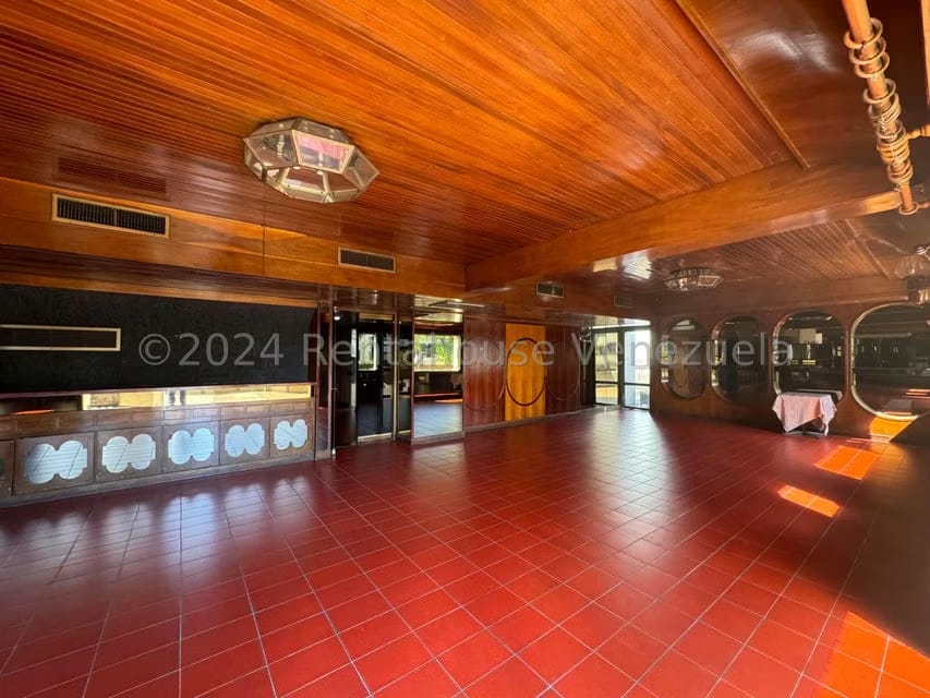 Comercial (Edificio) en Venta en El Marques, Distrito Metropolitano - 31