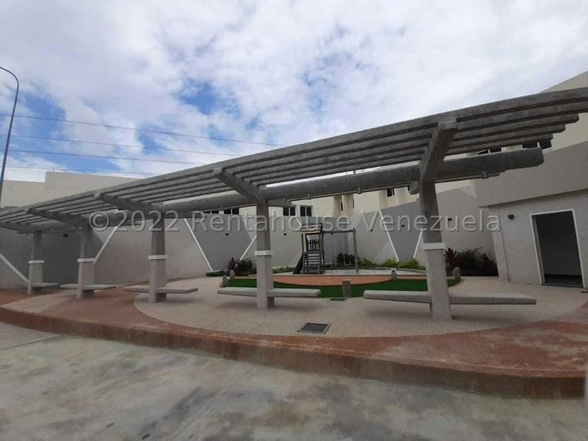 Casa (Duplex) en Venta en Villa Paris, Lara - 40