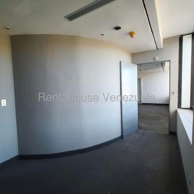 Comercial (Oficina) en Alquiler en Prados del Este, Distrito Metropolitano - 12