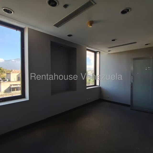 Comercial (Oficina) en Alquiler en Prados del Este, Distrito Metropolitano - 19