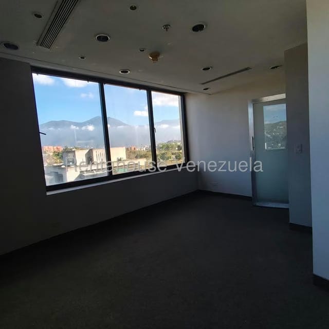 Comercial (Oficina) en Alquiler en Prados del Este, Distrito Metropolitano - 21