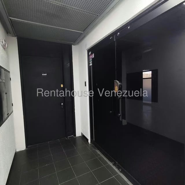 Comercial (Oficina) en Alquiler en Prados del Este, Distrito Metropolitano - 4