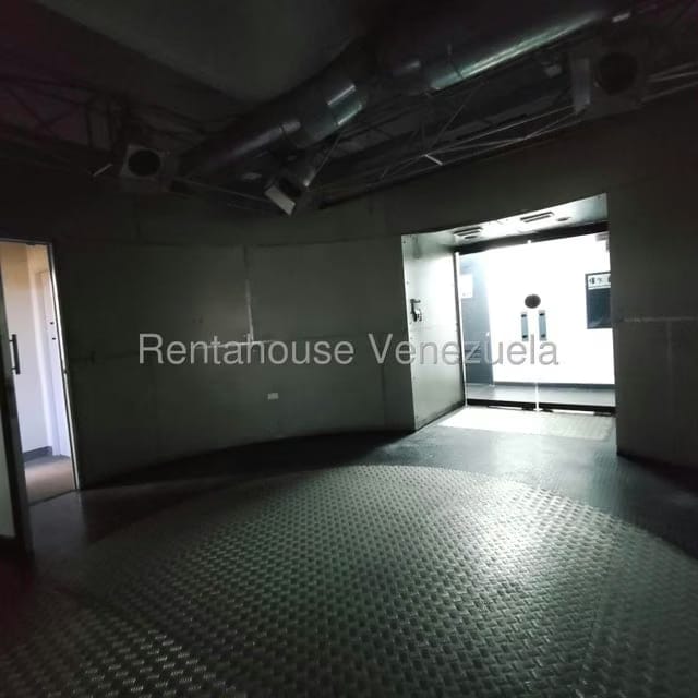 Comercial (Oficina) en Alquiler en Prados del Este, Distrito Metropolitano - 6