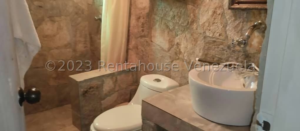 Casa (Duplex) en Venta en La Niebla, Vargas - 20