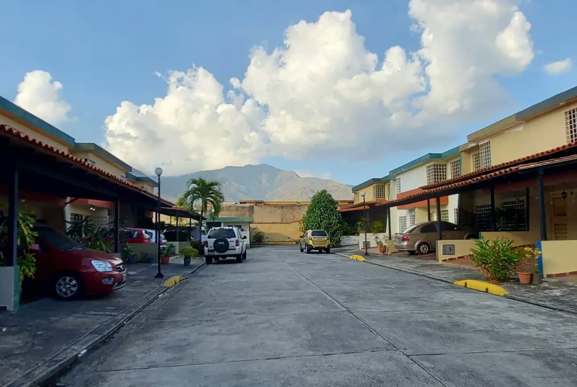 Townhouse ubicado en Res.Los Tamarindos San Diego - 10