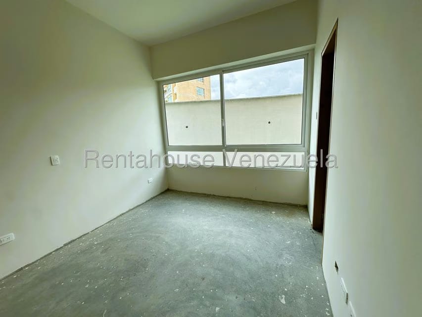Apartamento (Planta Baja) en Venta en Mirador de Los Campitos I, Distrito Metropolitano - 13