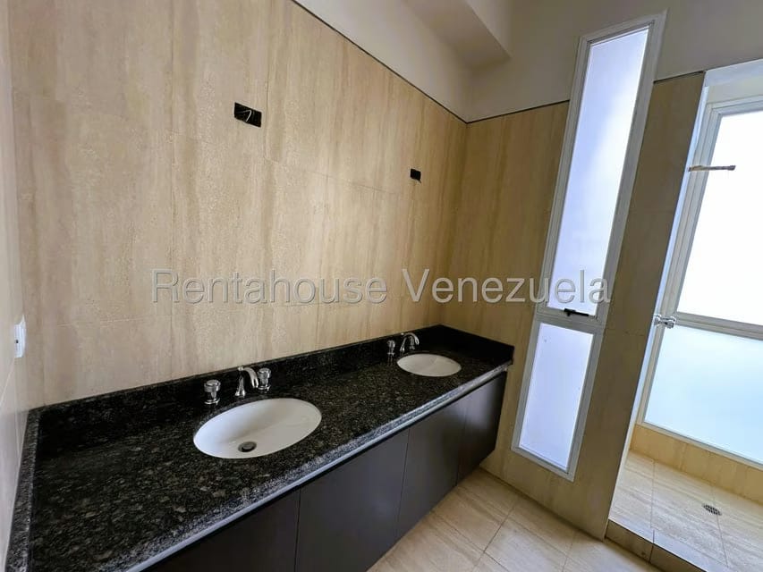 Apartamento (Planta Baja) en Venta en Mirador de Los Campitos I, Distrito Metropolitano - 9