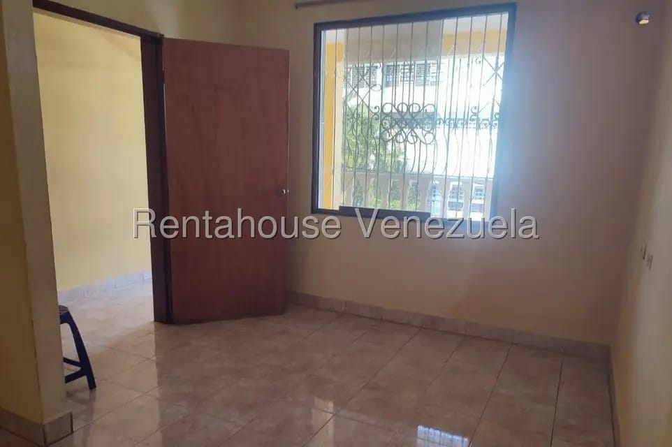 Casa (Multipes Niveles) en Venta en Centro - Chivacoa, Yaracuy - 34