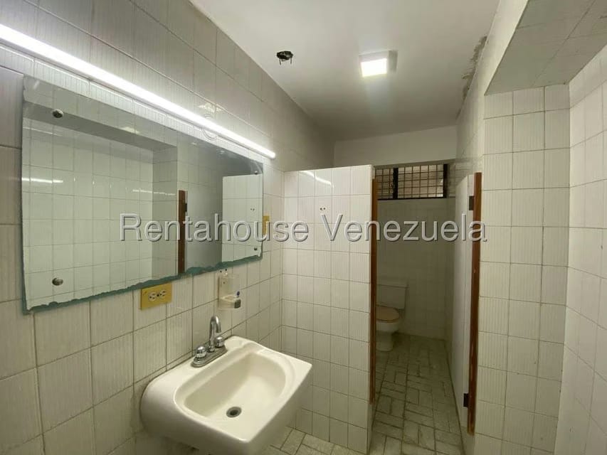 Casa (1 Nivel) en Alquiler en Paraiso, Zulia - 23