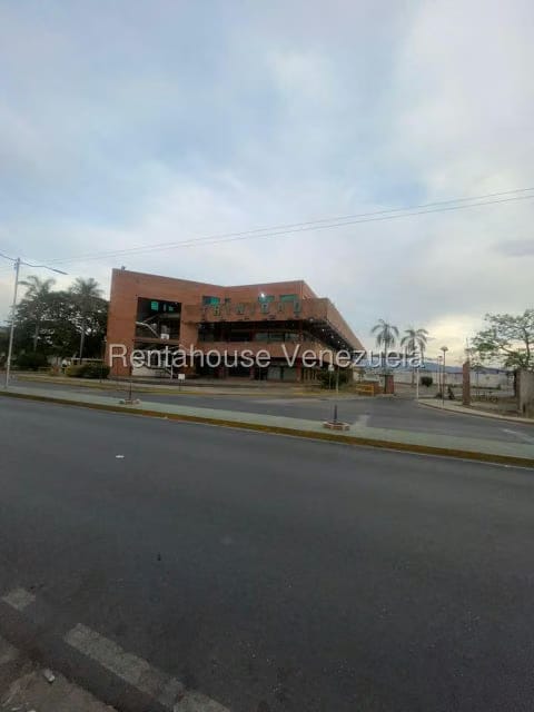 Comercial (Local Comercial) en Alquiler en El Carmen, Aragua - 8