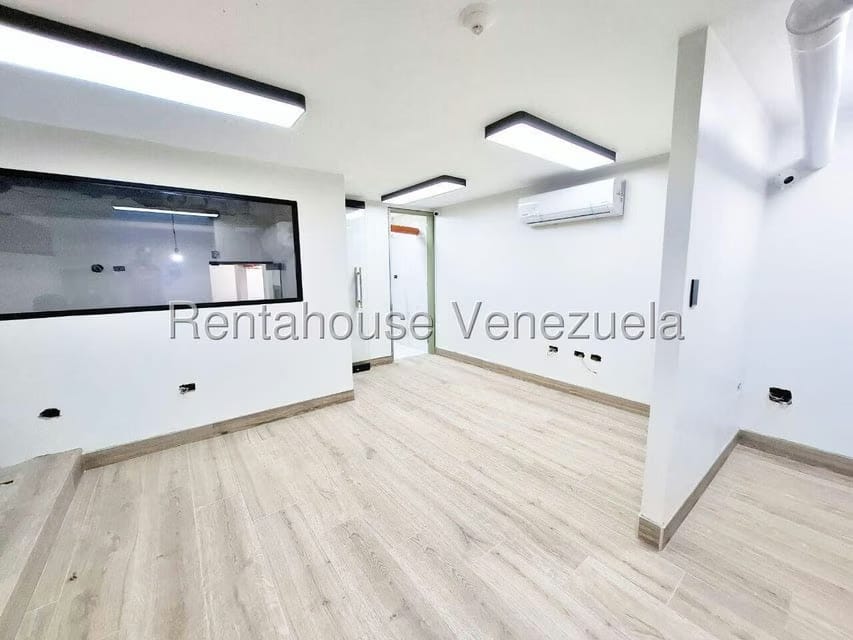 Comercial (Local Comercial) en Venta en Los Ruices, Distrito Metropolitano - 5