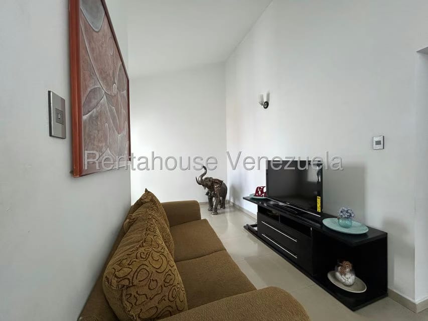 Casa (Duplex) en Venta en La Rosaleda, Lara - 19