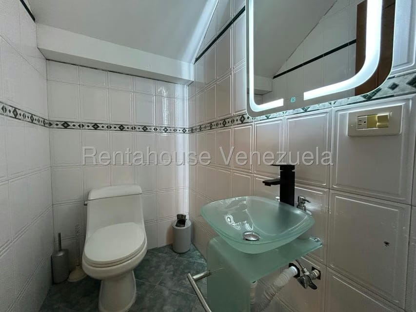 Casa (Duplex) en Venta en La Rosaleda, Lara - 7