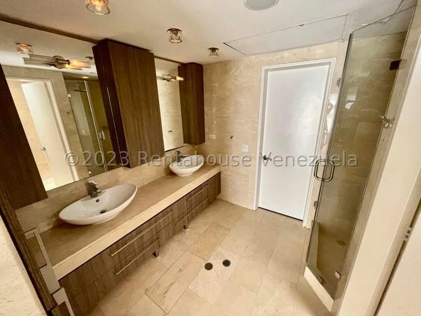 Apartamento (Penthouse) en Venta en La Lagunita Country Club, Distrito Metropolitano - 18