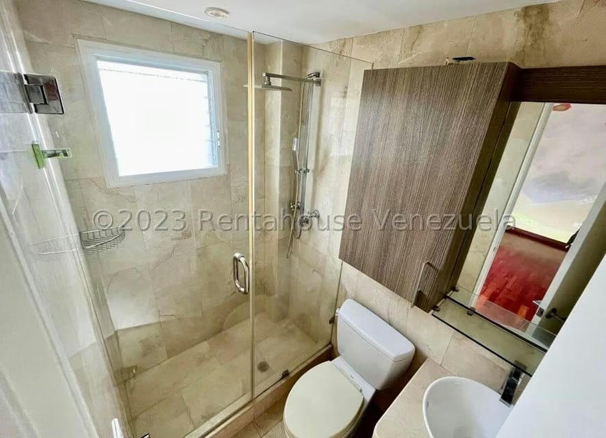 Apartamento (Penthouse) en Venta en La Lagunita Country Club, Distrito Metropolitano - 25