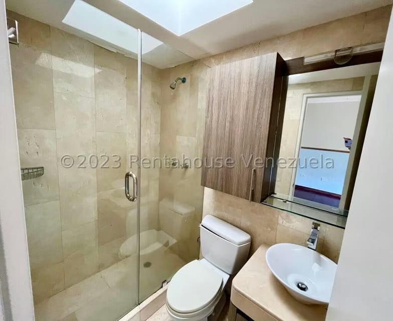 Apartamento (Penthouse) en Venta en La Lagunita Country Club, Distrito Metropolitano - 28