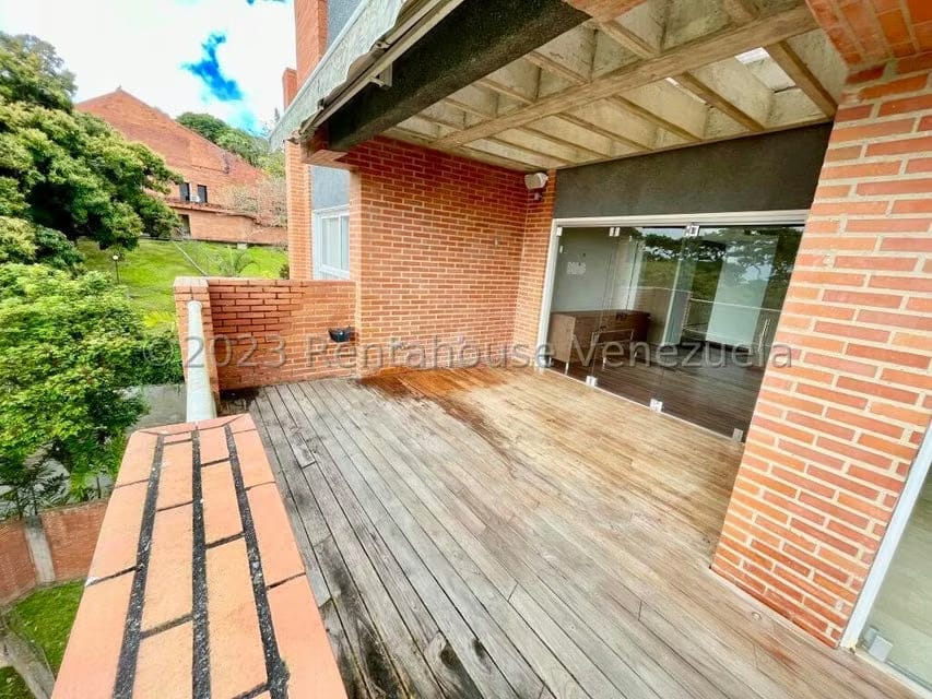Apartamento (Penthouse) en Venta en La Lagunita Country Club, Distrito Metropolitano - 8