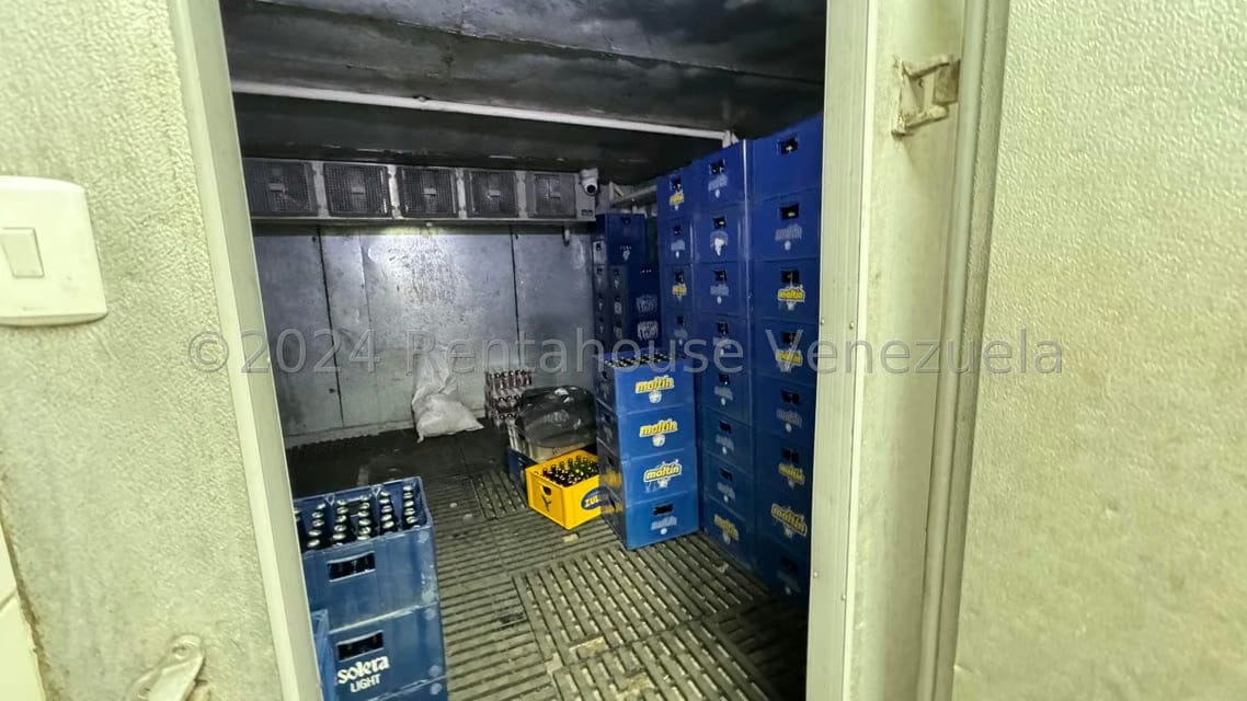Comercial (Local Comercial) en Venta en Catia, Distrito Metropolitano - 15