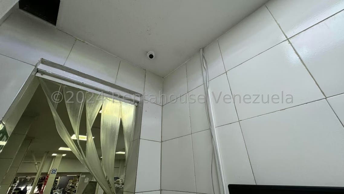 Comercial (Local Comercial) en Venta en Catia, Distrito Metropolitano - 18