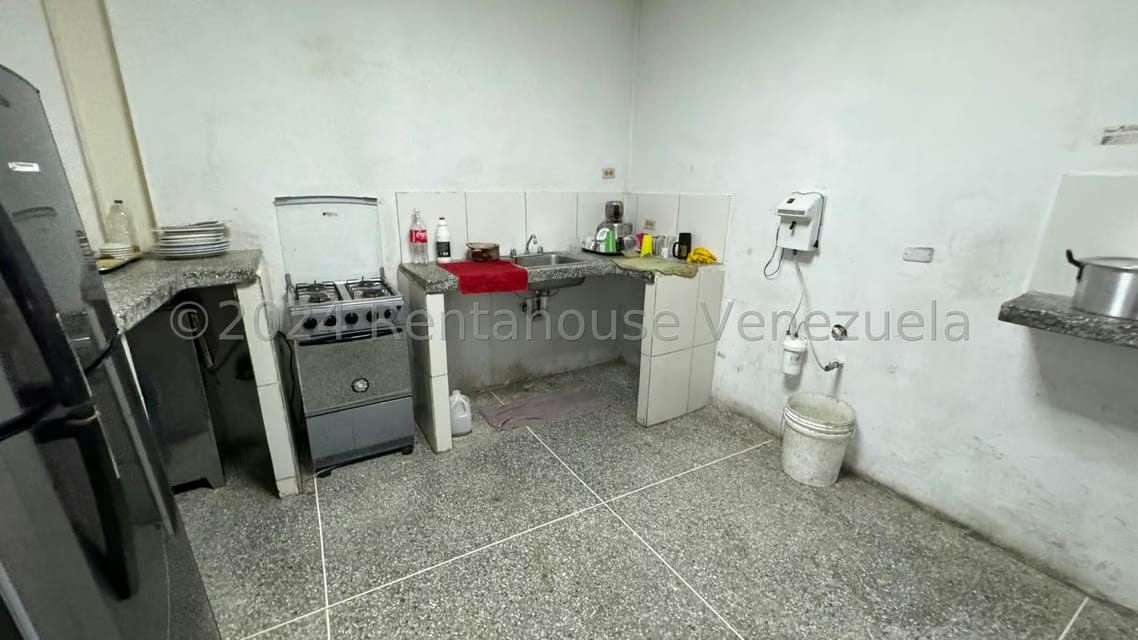 Comercial (Local Comercial) en Venta en Catia, Distrito Metropolitano - 22