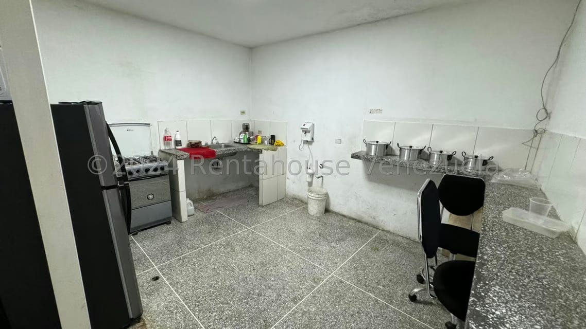 Comercial (Local Comercial) en Venta en Catia, Distrito Metropolitano - 23