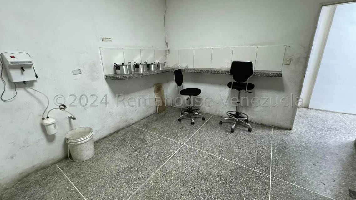 Comercial (Local Comercial) en Venta en Catia, Distrito Metropolitano - 25