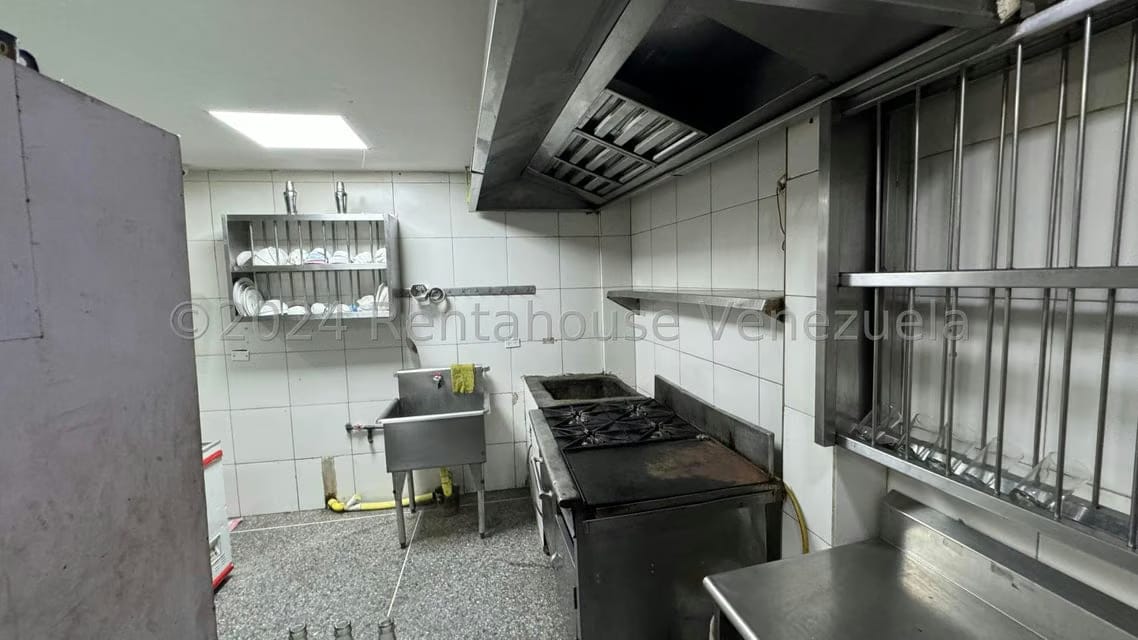 Comercial (Local Comercial) en Venta en Catia, Distrito Metropolitano - 35