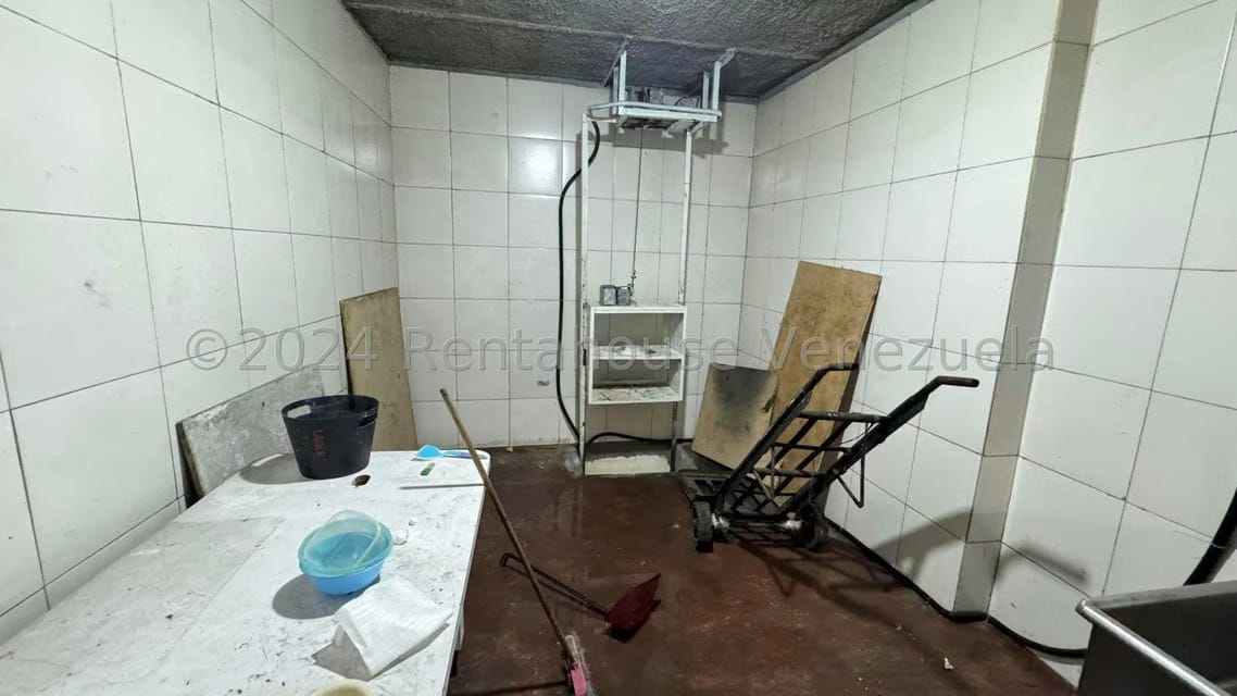 Comercial (Local Comercial) en Venta en Catia, Distrito Metropolitano - 47
