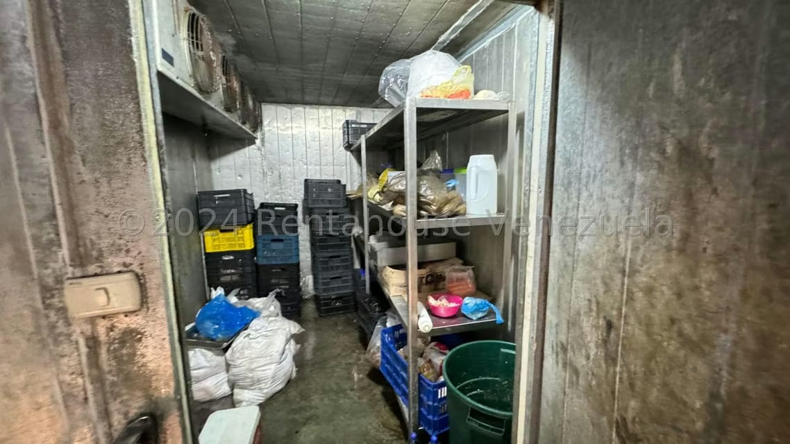 Comercial (Local Comercial) en Venta en Catia, Distrito Metropolitano - 53